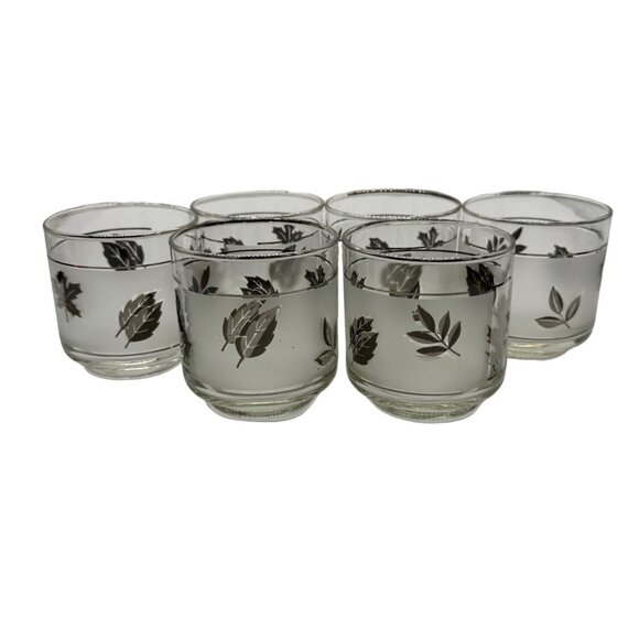 Vintage Libbey MCM Frosted Juice Glasses Set Of 6 Frosted Silver Leaf 3 1/4 tall - Picture 2 of 16